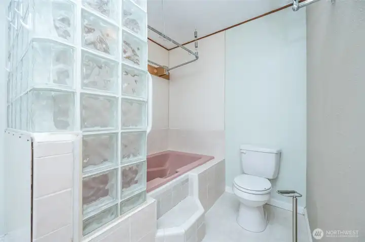 ensuite bathroom primary suite