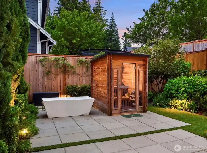 Backyard space also includes cold plunge and Redwood Outdoor sauna. Backyard space also includes cold plunge and Redwood Outdoor sauna.