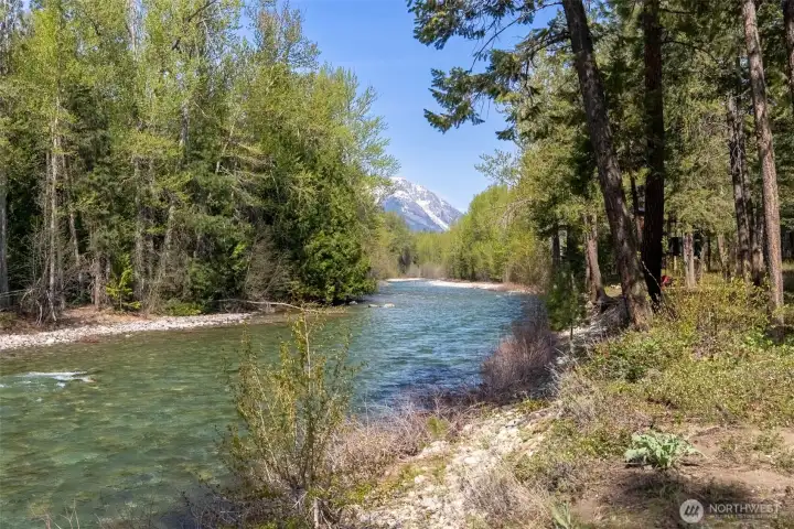 Over 500 feet of pristine Methow River frontage in the heart of Mazama. Over 500 feet of pristine Methow River frontage in the heart of Mazama.