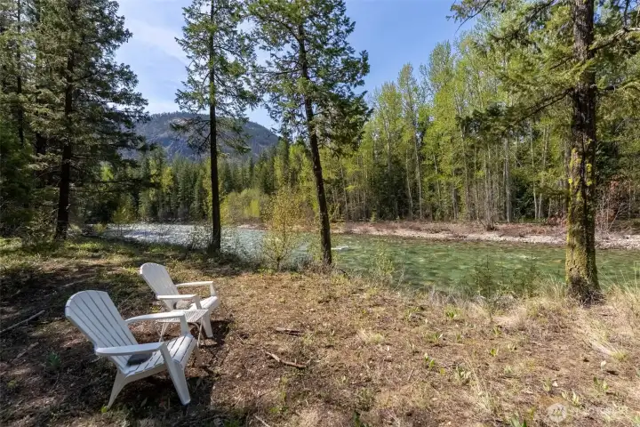 A favorite spot to relax, reconnect, and watch the Methow River drift by. A favorite spot to relax, reconnect, and watch the Methow River drift by.