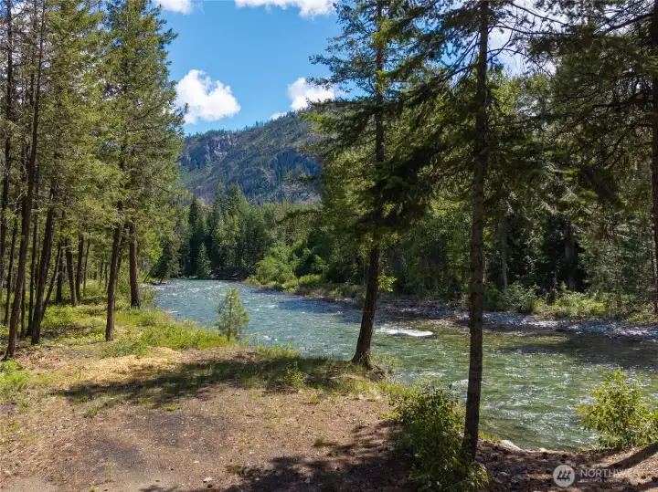 Rare Mazama riverfront offering where generations can float, explore, and gather along the water's edge. Rare Mazama riverfront offering where generations can float, explore, and gather along the water's edge.