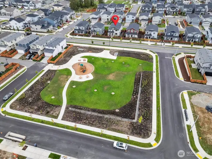 Community park across the street.