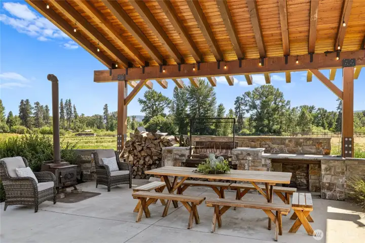 Outdoor dining space w/ Santa Maria-style BBQ