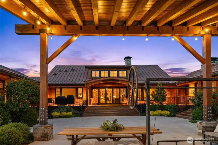 Santa Maria–style barbecue & covered outdoor dining space