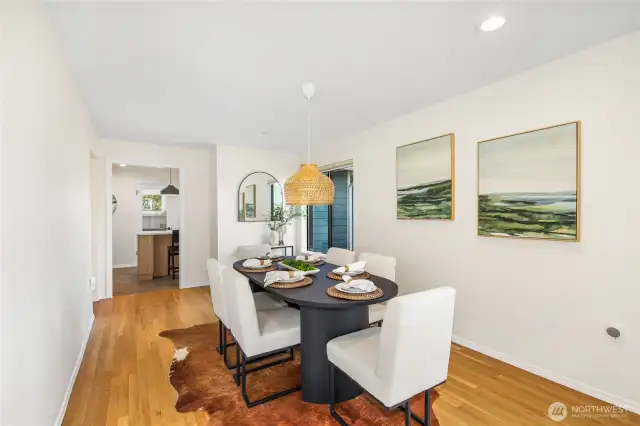 Spacious dining room to accommodate large gatherings.