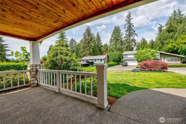 Imagine a few potted plants and some chairs to enhance this into a warm and welcoming entrance!
