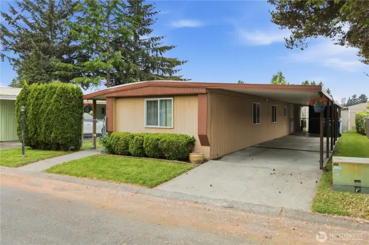 #51 in Don Wan Estates ~ 3 bedrooms, 2 bathrooms, & FULLY UPDATED!!