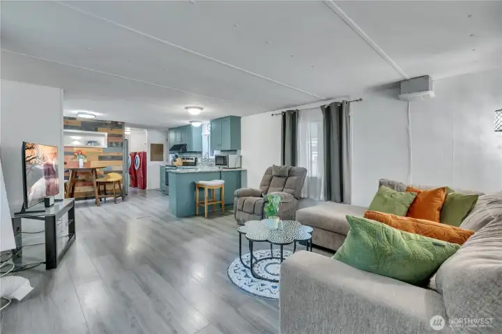 Large living area ~