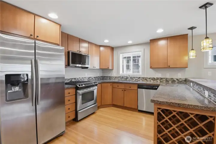 Main Floor kitchen with appliances Main Floor kitchen with appliances