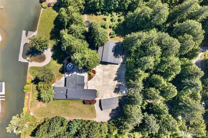This property offers a 5195 square foot residence, detached garages, shop and gyn, indoor basketball court and RV parking with hook ups. With covered parking for 7 vehicles and abundant guest parking, this is more than a home. It is a legacy waterfront estate This property offers a 5195 square foot residence, detached garages, shop and gyn, indoor basketball court and RV parking with hook ups. With covered parking for 7 vehicles and abundant guest parking, this is more than a home. It is a legacy waterfront estate