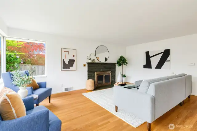 Generous living room with fireplace