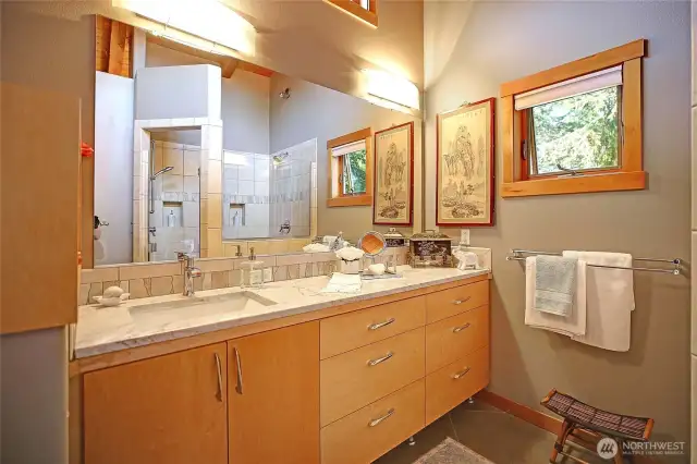 Primary Ensuite Bathroom