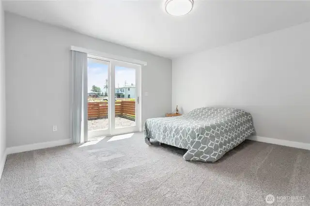 Sliding glass door - easy access to the backyard