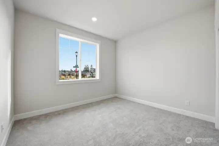 2945 Balsamroot - Ready Now!