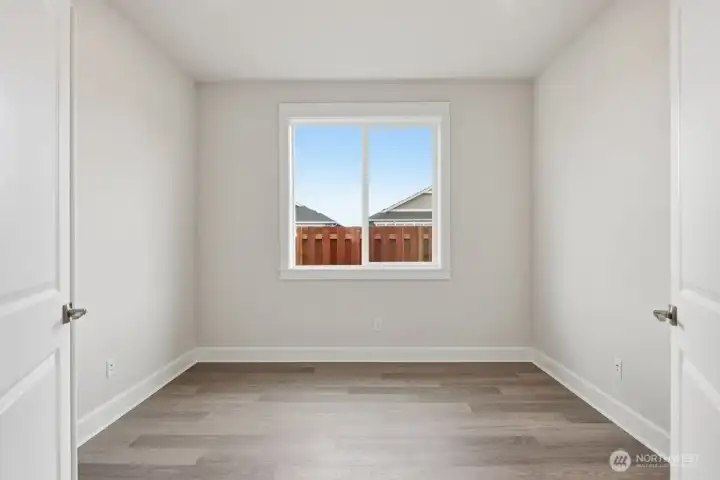 2945 Balsamroot - Ready Now!