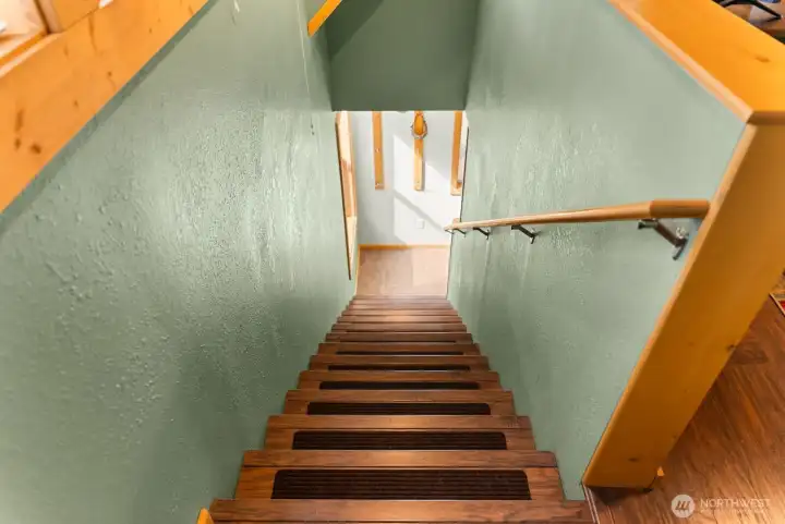 Stairs from Primary upper bedroom to main level