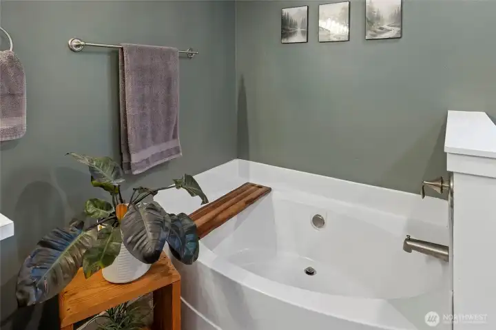 Primary bath soaker tub