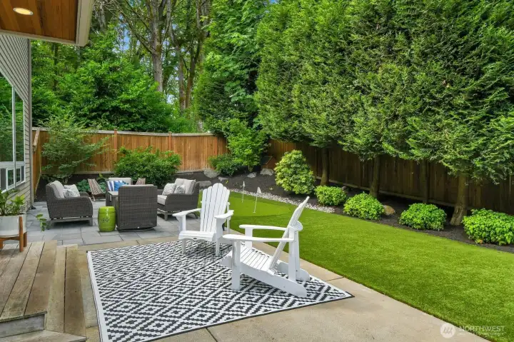 Quiet yard flanked by Woodinville Watershed property. Ultimate in privacy! Quiet yard flanked by Woodinville Watershed property. Ultimate in privacy!