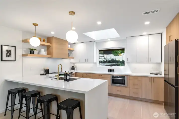 Your dream kitchen awaits! Your dream kitchen awaits!