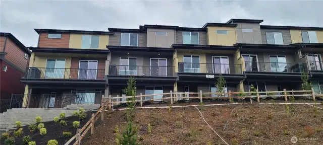 13215 NE 127th Ct Unit #B ~ Ready Now
