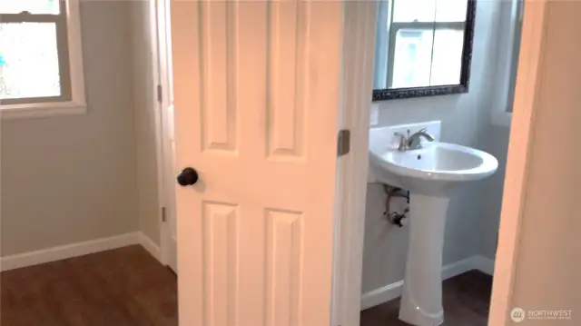 Second Bath off main Bedroom. Again Sorry for the quality. Didn't want to disturb the tenants.