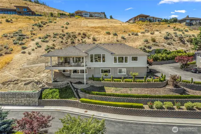 Stunning VIEWS at 1776  Broadway PL
