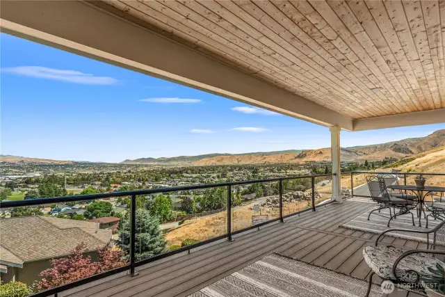 Spectacular Views of Wenatchee Valley, Mountains, Columbia River, City Lights, Sun & Moon Rises