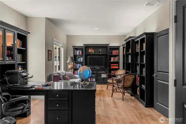 2nd Large Main Level Bedroom or Den space. Bathroom attached