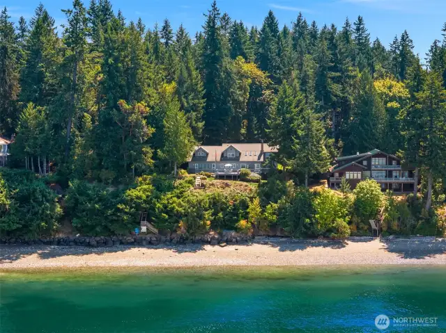 1.1 acre peaceful private setting with easy beach access.