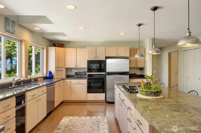 Really well designed and highly functional kitchen.