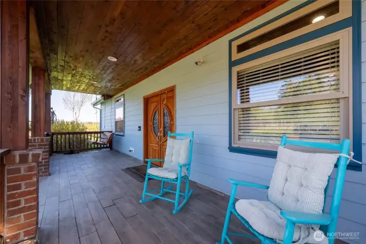 Thoughtful details throughout designed for rest & relaxation.