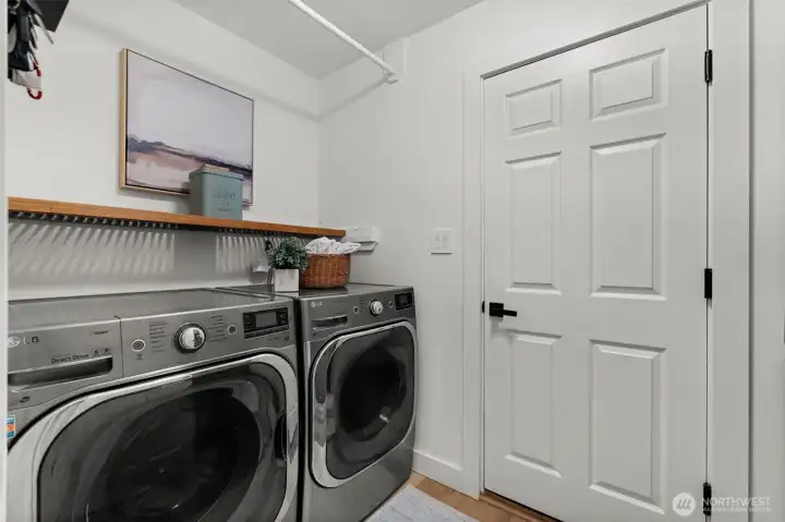Laundry on mainlevel
