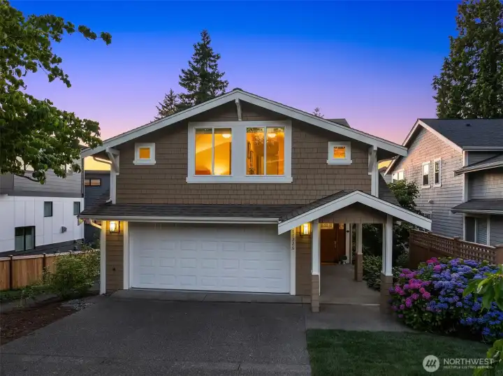 Elegant craftsman style home in Kirkland