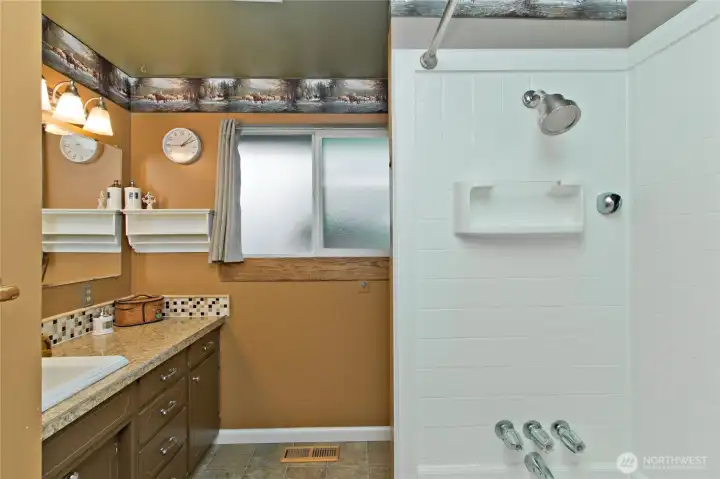 Main bathroom