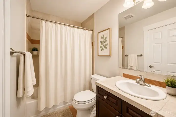 Ensuite guest bathroom