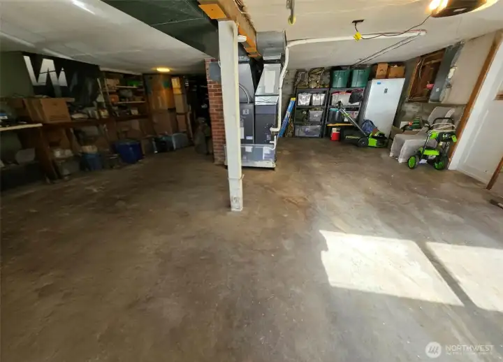garage with shop!
