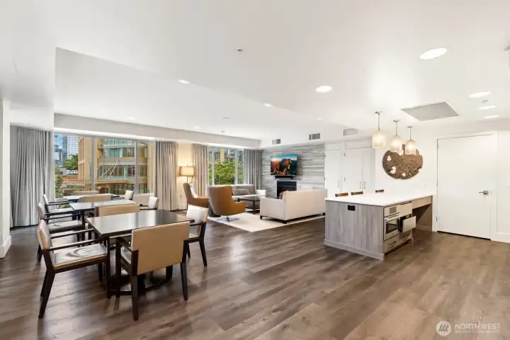 Party Room w/Kitchen (Arte Building)