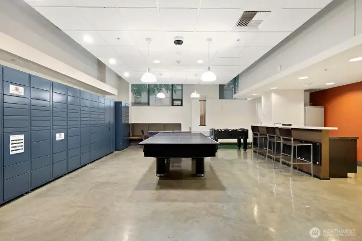 Game Room & Amazon Lockers