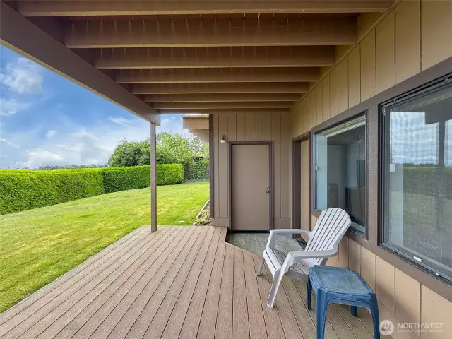 Deck with direct access from downstairs