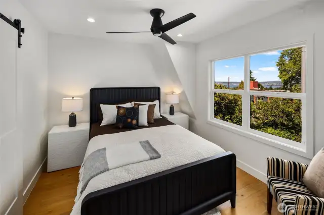 2nd floor bedroom