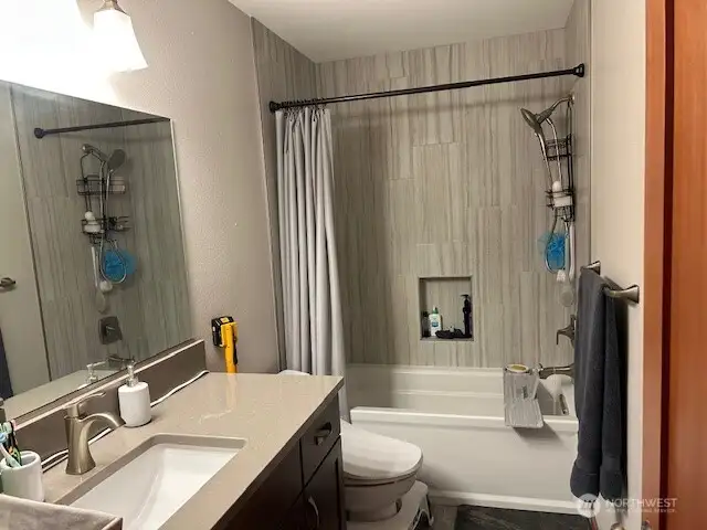 Upper Level Bathroom