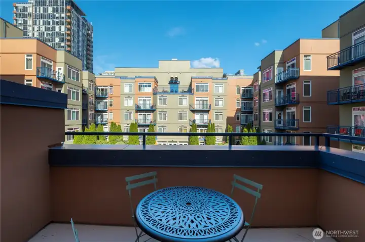 Second balcony facing the courtyard garden