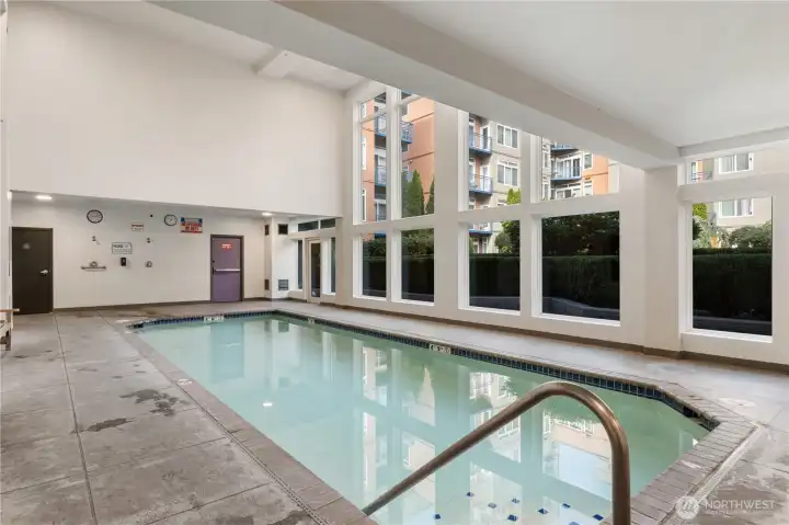 Pool, Sauna, Hot tub amenities