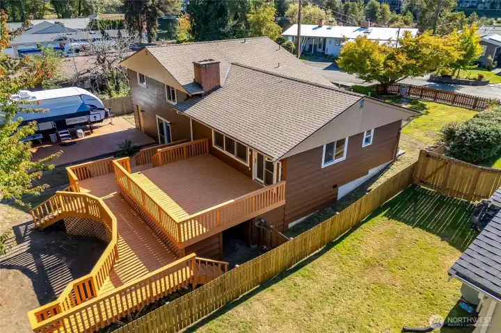 entertainment size deck