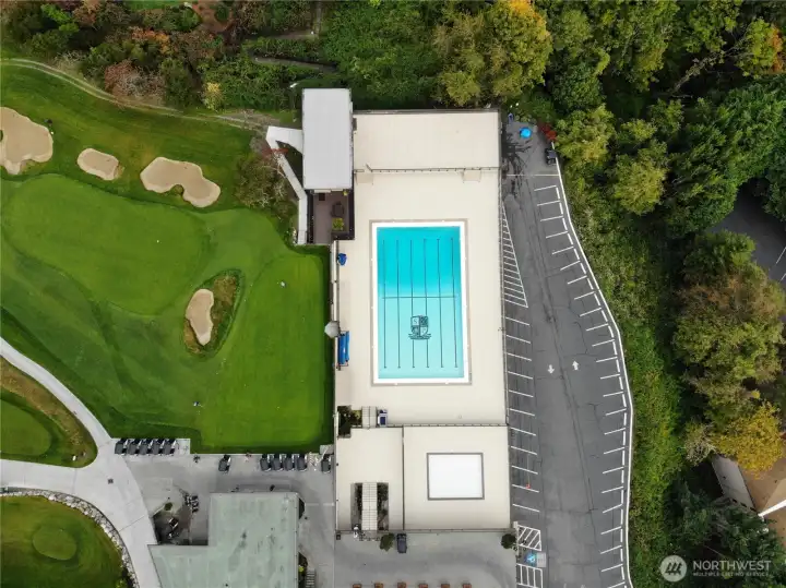 Sand Point Country Club’s Junior Olympic pool sits at the center of the community’s recreation offerings, surrounded by the golf course and steps from the clubhouse. Membership includes access to the pool complex, year-round fitness center, tennis courts and dining facilities—amenities located just moments from the Fairway Residence and Fairway Bungalow.