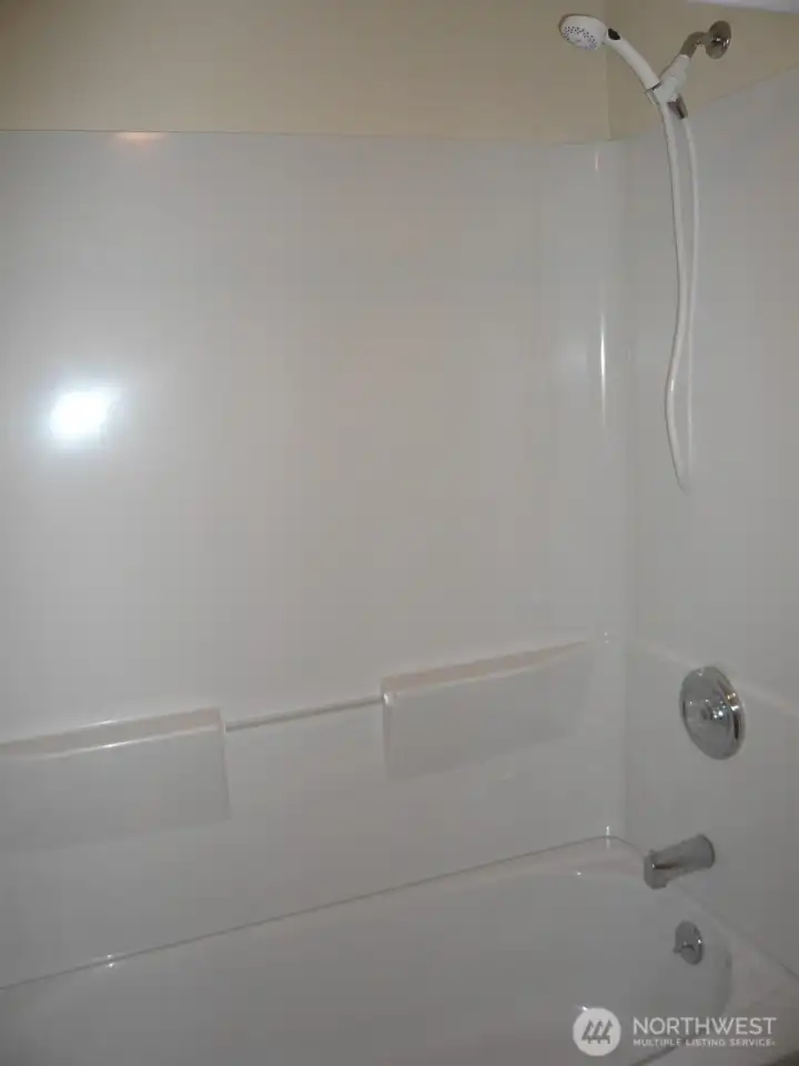 16A Full Bath (1)