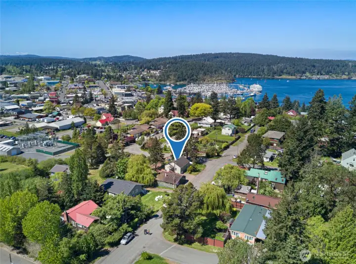 Perfectly positioned just blocks from the vibrant Friday Harbor marina, downtown shops, restaurants, and the ferry terminal, this property enjoys an enviable walk-score location in the heart of San Juan Island's most sought-after community.