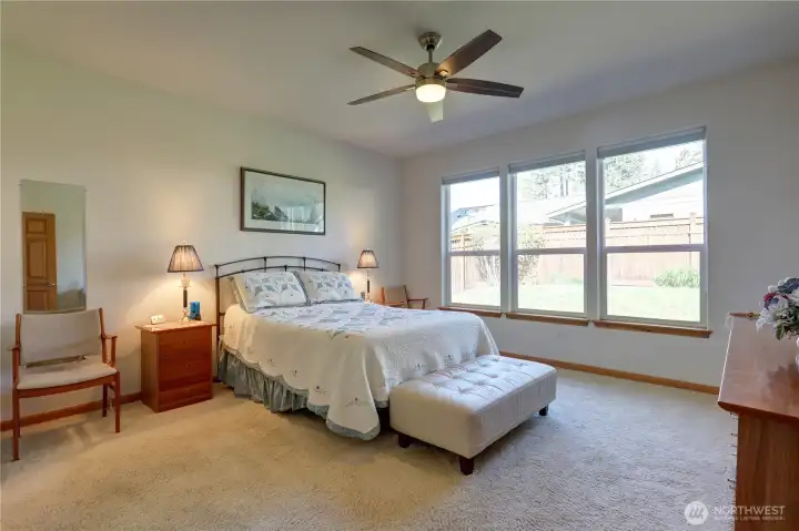 Spacious primary suite