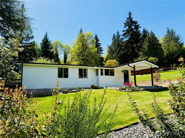 This home has been fully renovated from the studs up!