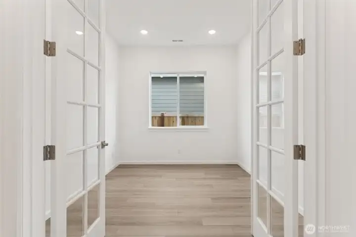 Photo not of actual home